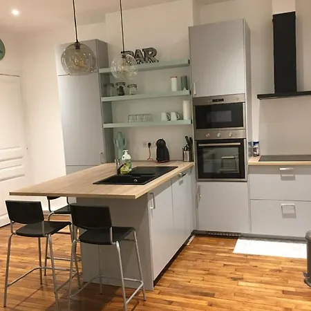 Apartment Hyper Centre A 2 Mn De La Gare Reims